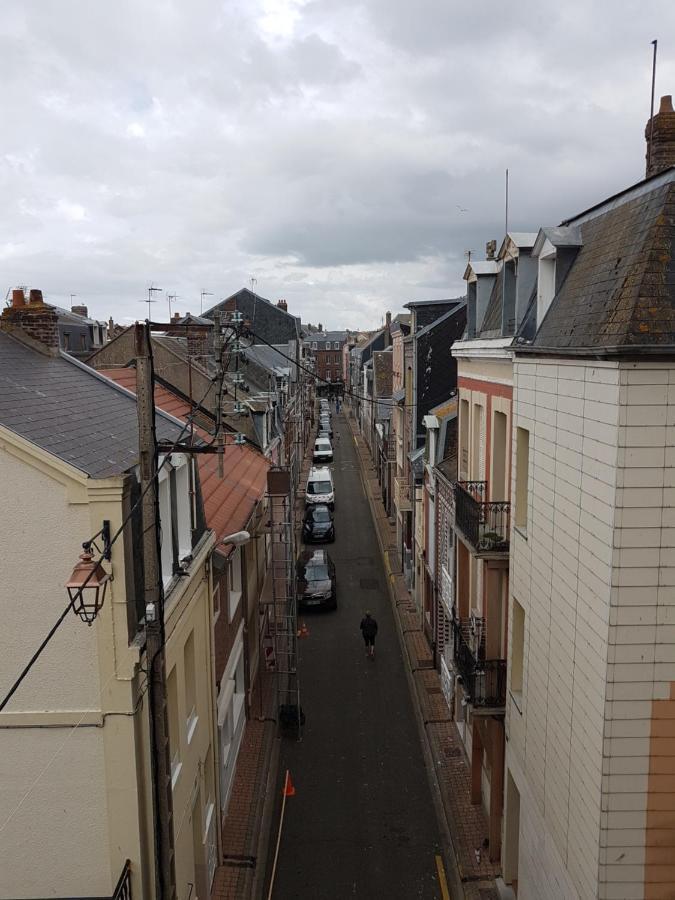 Appartement Nouveau Au Coeur Des Cordiers ! Quartier Historique à Le Tréport Extérieur photo